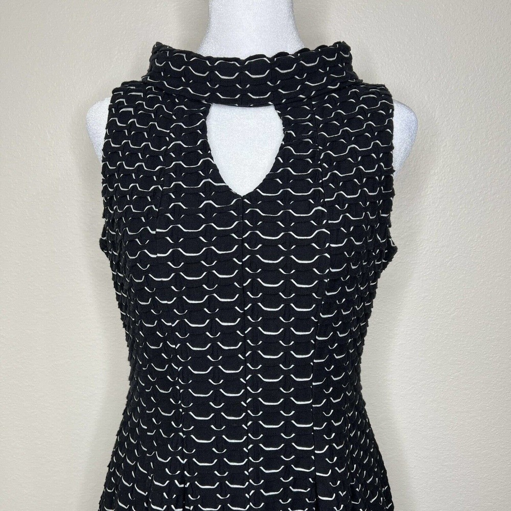 Taylor Black & White Textured Knit Sleeveless 60s Mock Neck Keyhole Dress Sz 6 - Picture 2 of 11